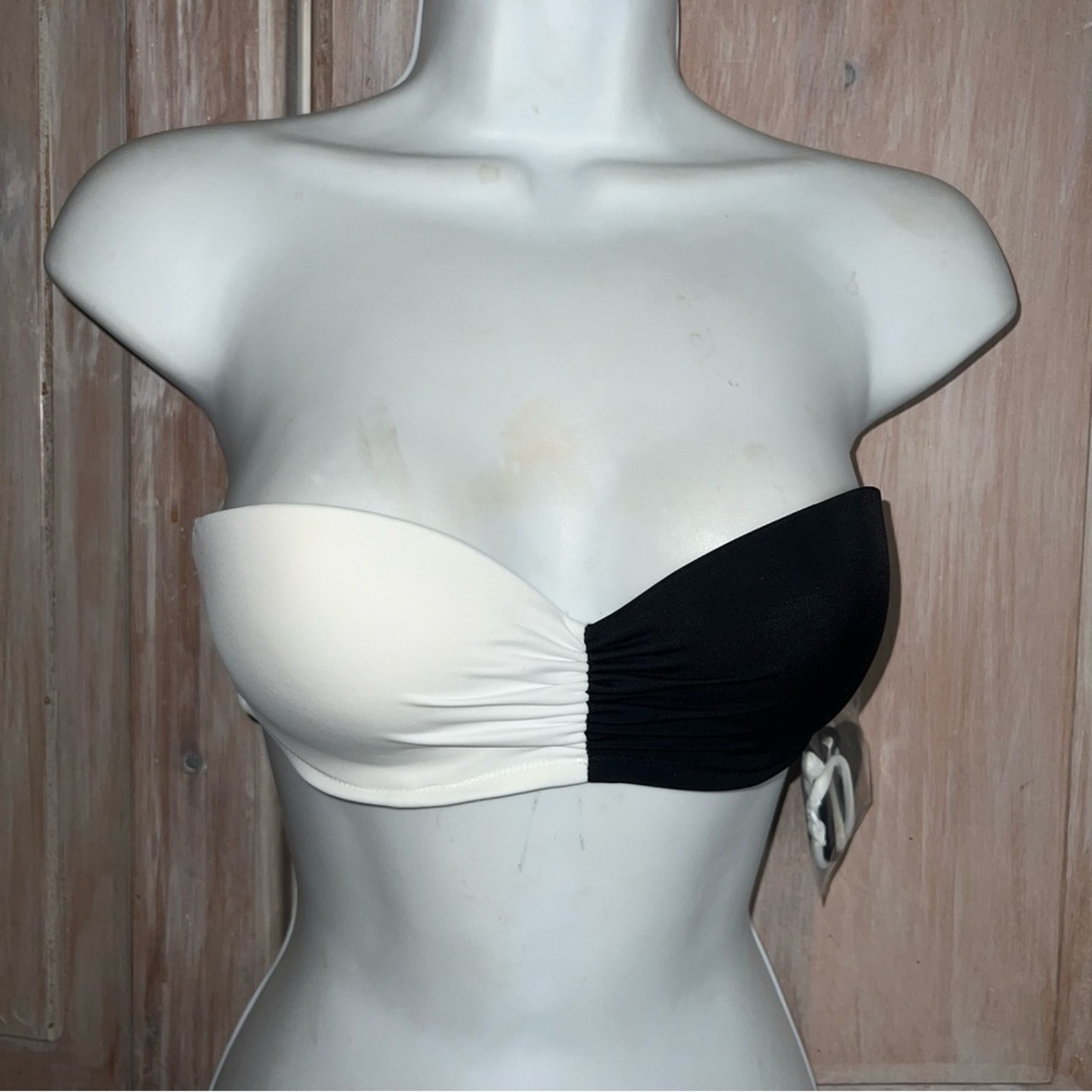 Victoria’s Secret Bikini Swimsuit Top New Women’s 32c
